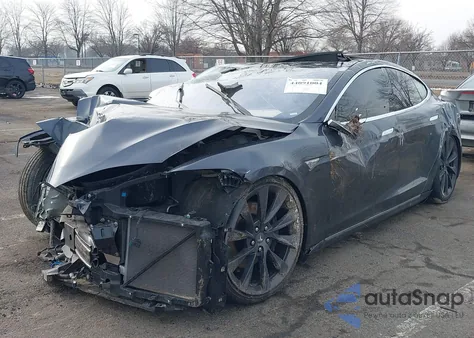 2015 Tesla Model S 70D/85D/P85D из США, поврежденный, VIN 5YJSA1H21FF100720